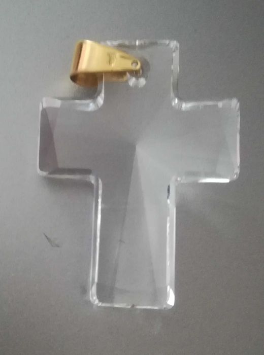 Прозрачен /стъклен/ кръст със жълто злато