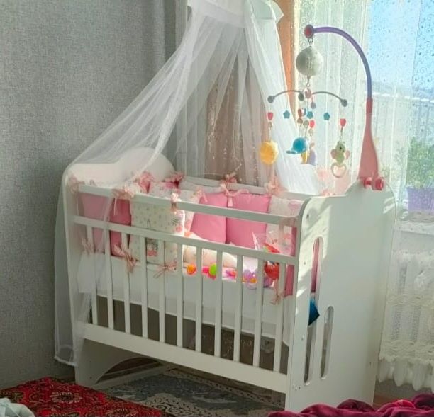 Продам манеж кровать