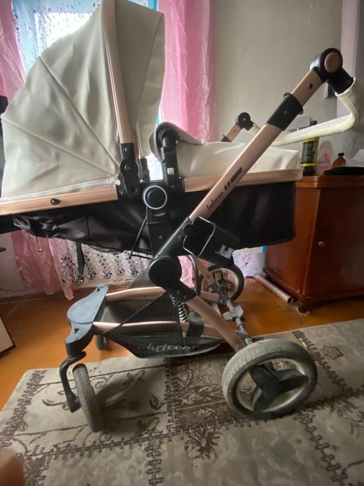 Коляска прогулочная