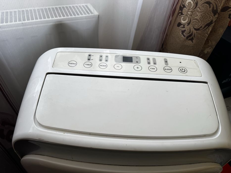 Aer conditionat portabil 2 in 1 raceste si incalzeste