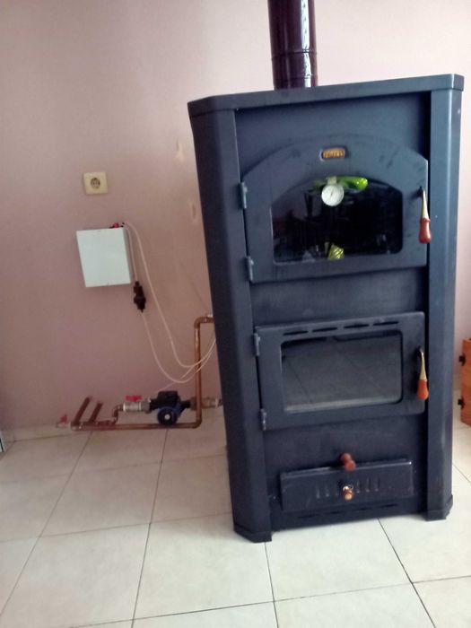 Камина с водна риза Прити