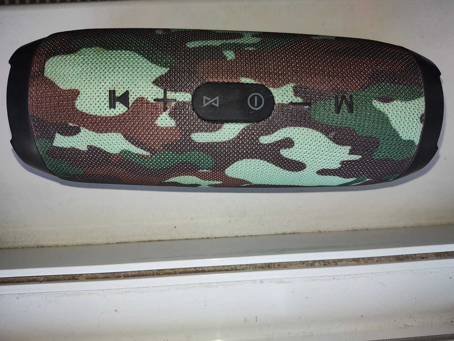 Vand JBL Charge 3