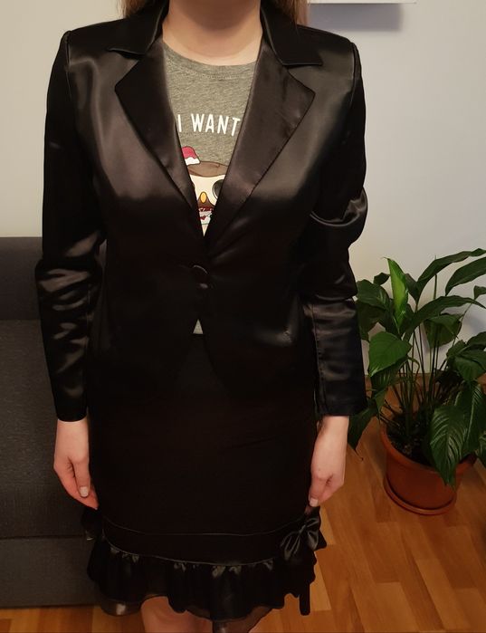 Costum dama mar. 36/38