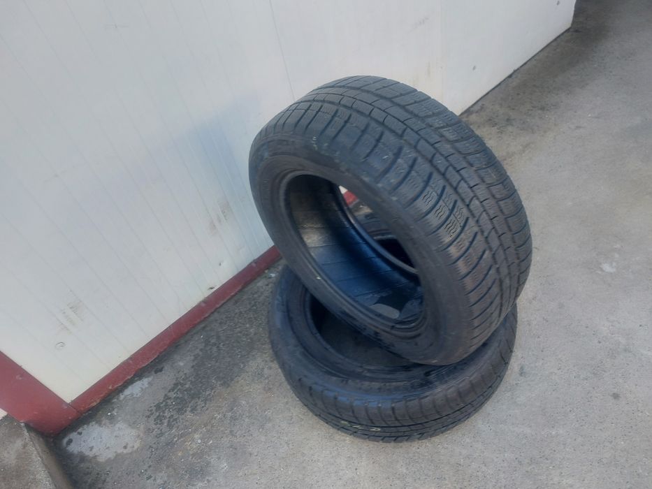 100 lei bucata! Doua anvelope M+S/IARNA 225 55 r16 Michelin