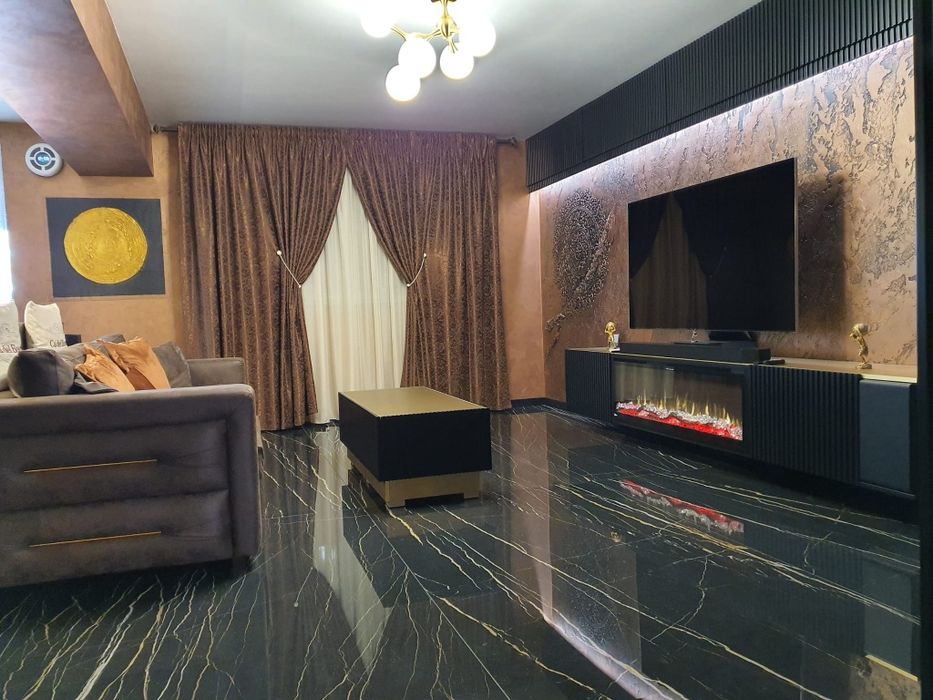 Apartament bloc VIVA-liceul auto(accept și auto+diferență)