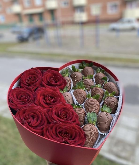 Клубника в шоколаде Подарки