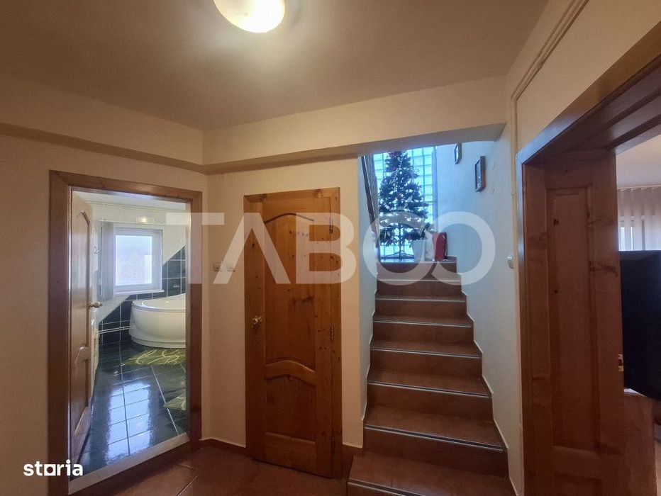 Apartament de vanzare 5 camere 138 mp utili zona Ciresica Sibiu