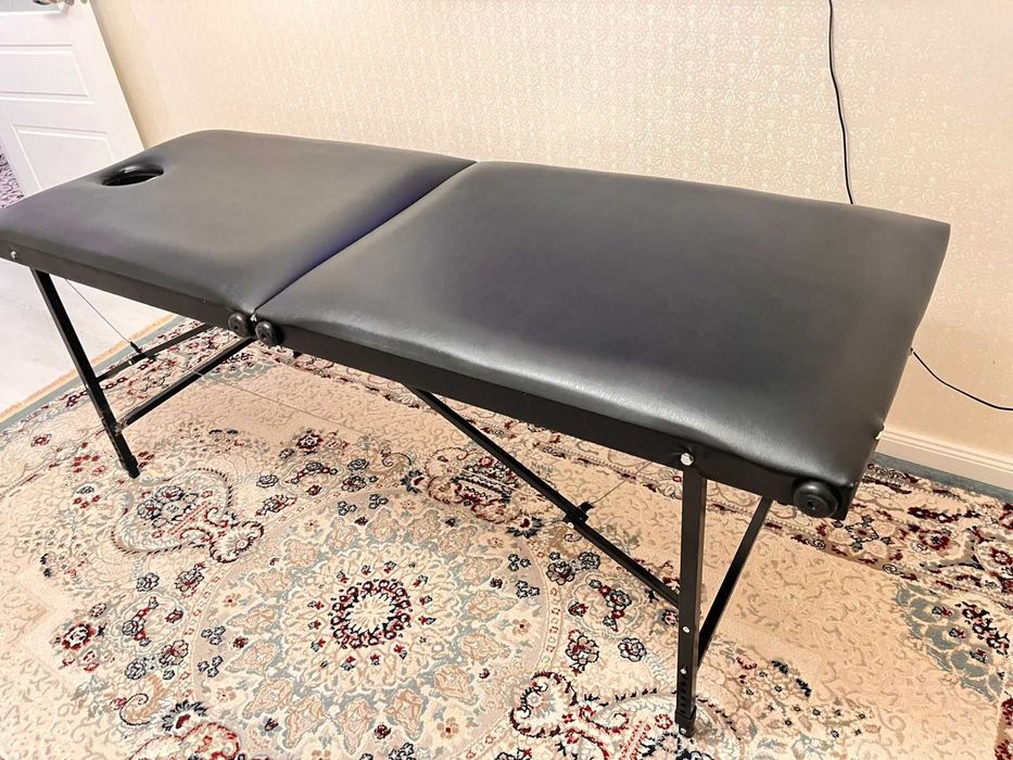 Кушетка для ресниц для массажа