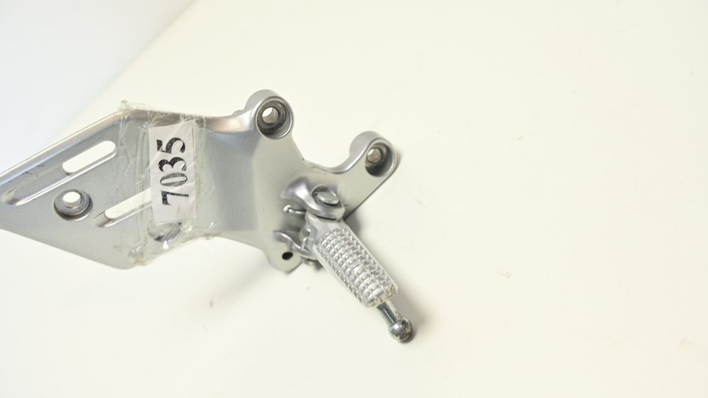 Suport Scarita Fata Dreapta Yamaha MT09 / SP 2021 - 2023