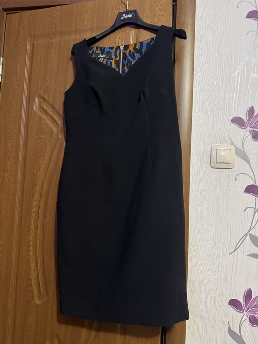 Дамска Рокля в перфектно състояние