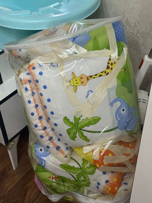 Прадам детскую кровать