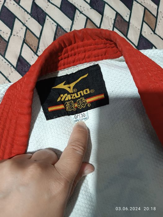 Продам борцовку дешего.