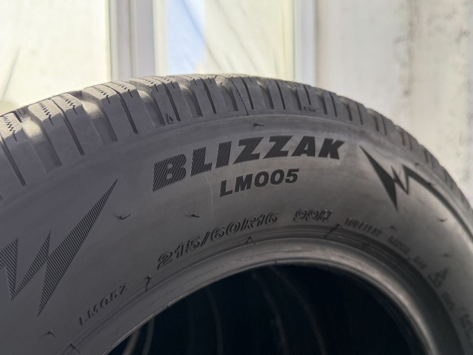 215/60/16 Bridgestone 4Броя: 170€ 7мм