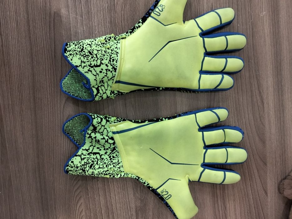 Перчатки придатары