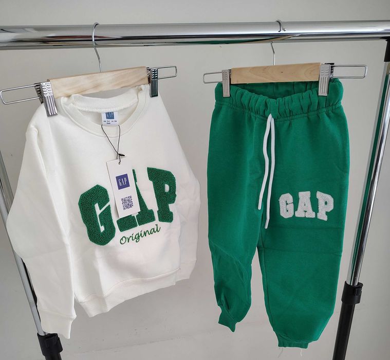 Детски спортнu екипu Зара