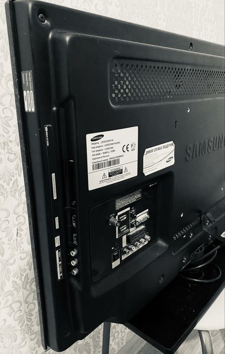 Телевизор Самсунг