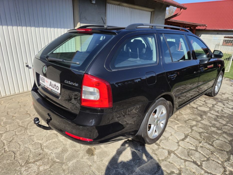 SKODA Octavia 2010 — imagine 5
