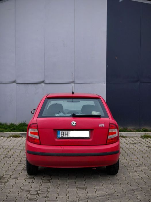 Vând Skoda Fabia 1.2 benzina – 2005