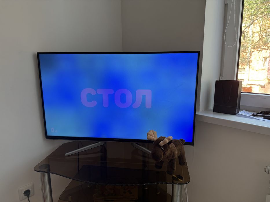 Телевизор samsung