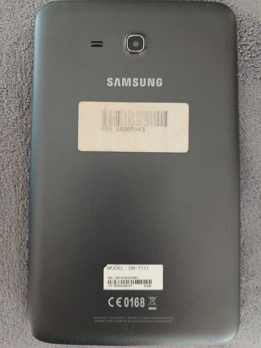 Продавам таблет Samsung