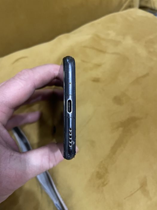 Телефон  Хауей Нова 5