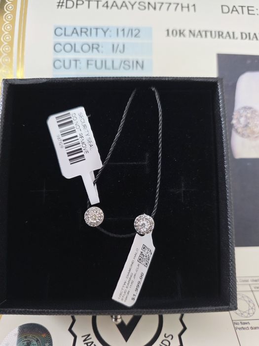 Золотые серьги с природными бриллиантами