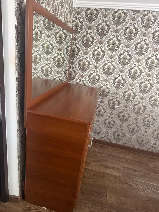 Кровать и тумба в подарок