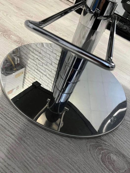 Oglinda masiva / scaun coafura / mobilier salon