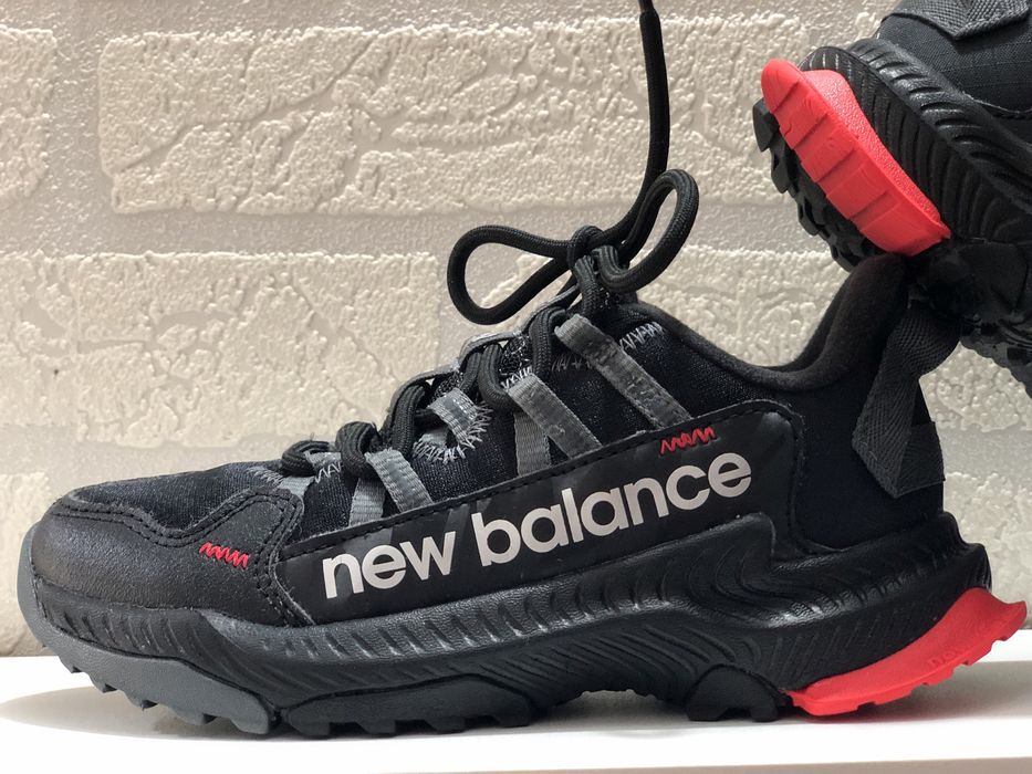 Adidasi New Balance Copii 30