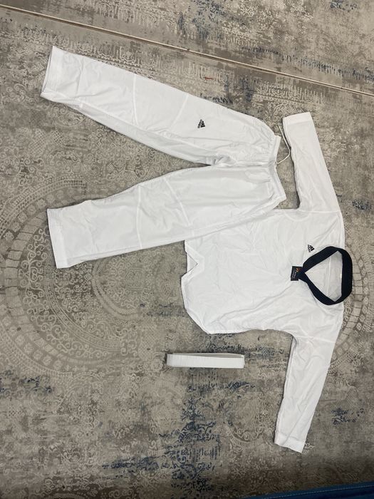 Полный набор для тхэковнондиста