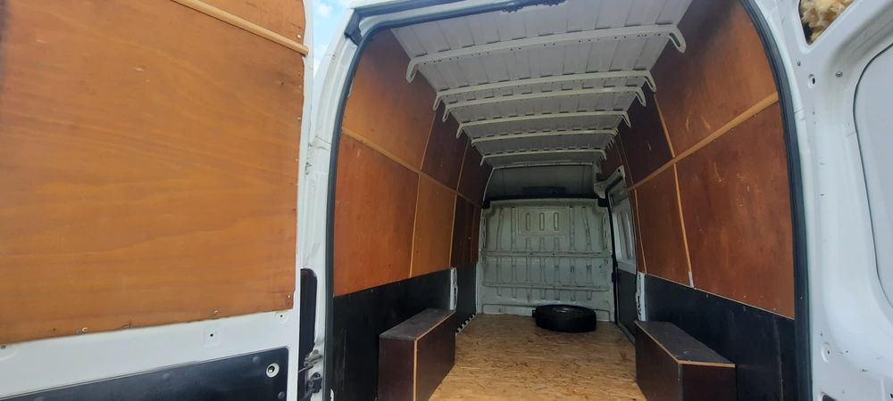 Peugeot boxer de vanzare euro 5,stare f f buna.