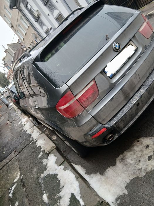 Vând BMW x5 urgent