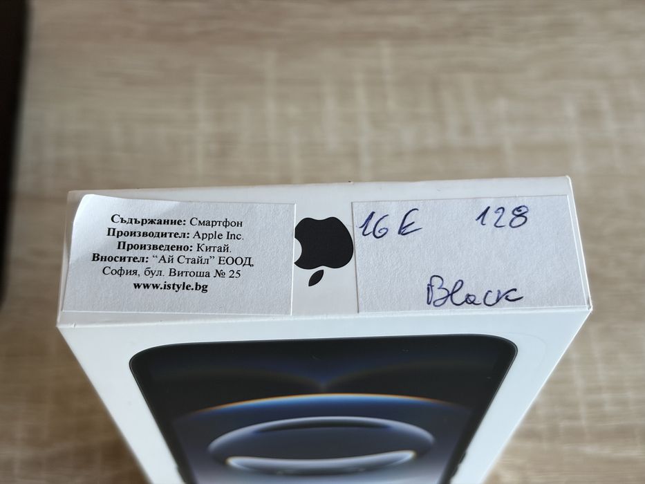 Apple iPhone 16e 128 GB Black - 100% батерия, гаранция, като нов