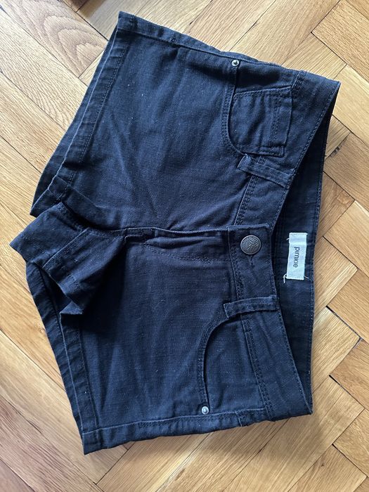 Къси панталони Zara Bershka