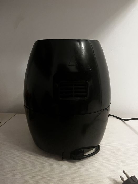 Vând air fryer delimano