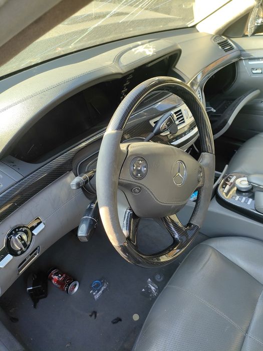 Продавам на части Мерцедес S500 W221 на части 388кс