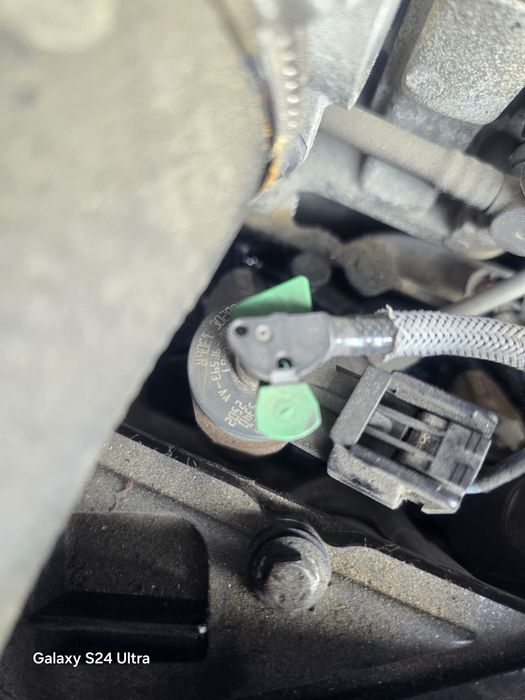 0445110489  injector ford fiesta mk 7 1.5 1.6 tdci euro 5 ugjc