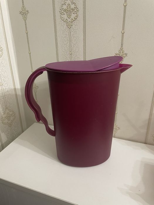 Продам кувшин Tupperware