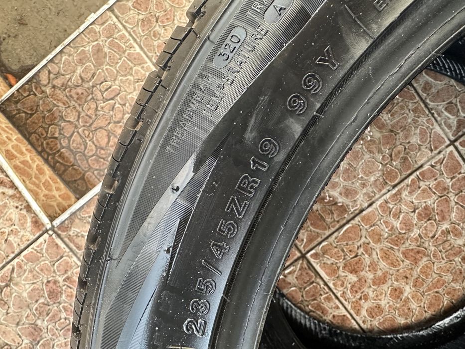 2 бр. всесезонни гуми ROTALLA SETULA 235/45R19 99Y XL DEMO DOT 24