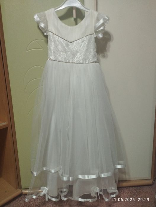 Бальные платья на праздник