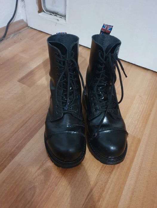 Bocanci militari din piele, cu oțel, combat, model Invader 10 găuri