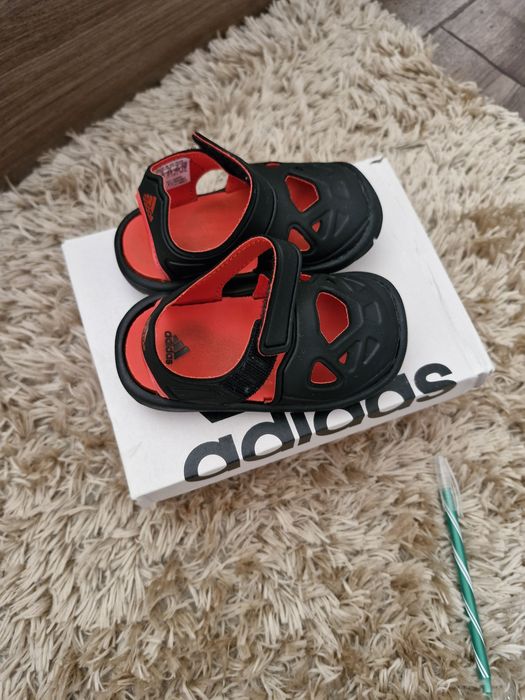 Детски сандали Adidas