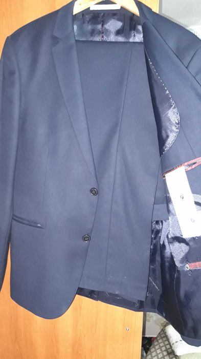 Продам кастюм муж.