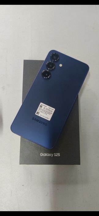 продам или обменяю Samsung S25  НОВЫЙ