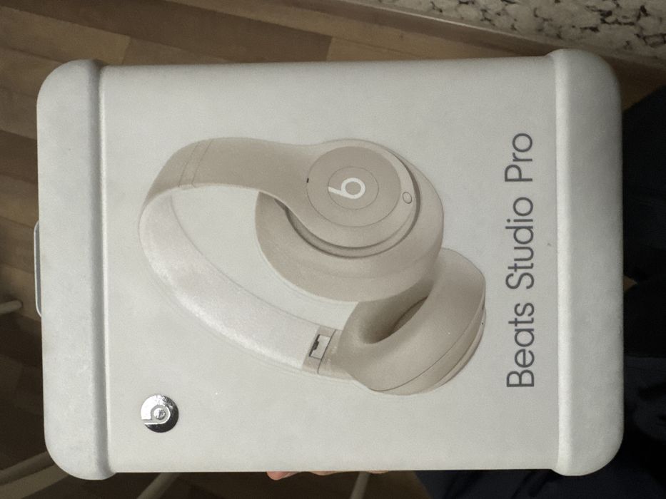 Продается Beats Studio Pro White. Остался последний. Выгодная цена