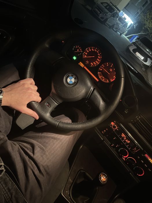 BMW 525i E34 Продам