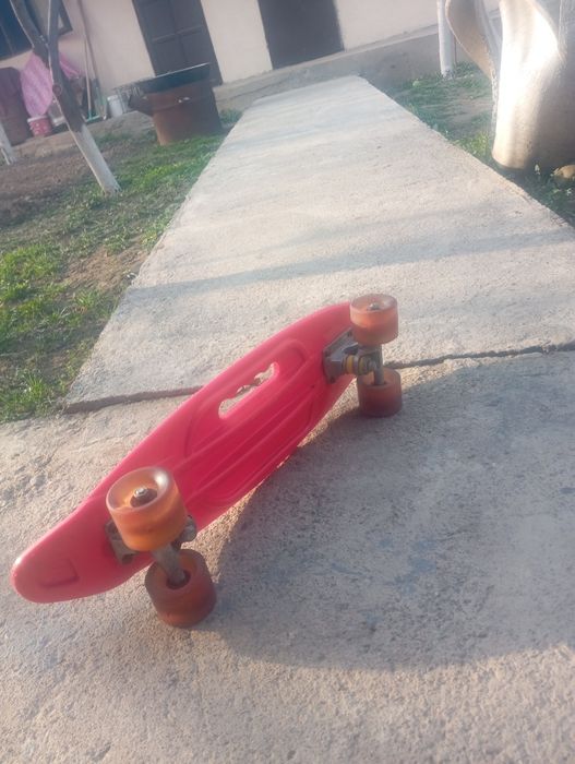 Срочно продам скейт