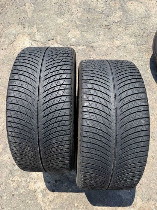 285/35/21 Michelin pilot alpin 5 MO1 DOT 2022-23