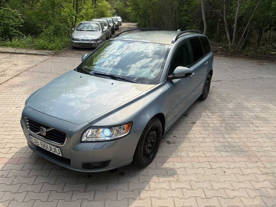 VOLVO V50 automat 2.0d 136cp