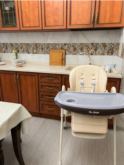 Продам стульчик для кормления